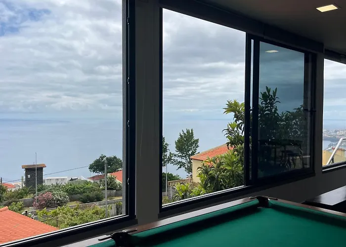 The View-neves Funchal (Madeira)